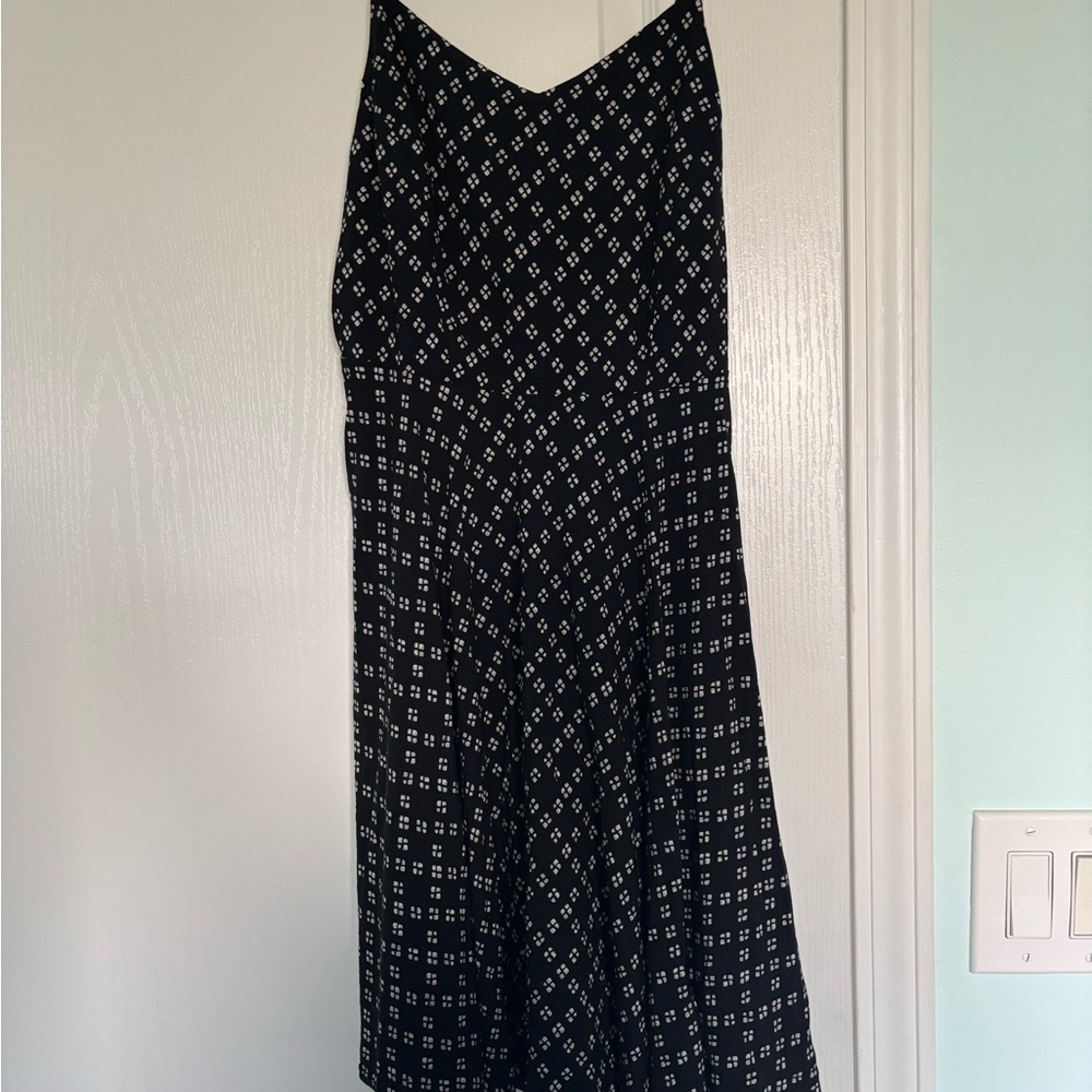 Old Navy Black and White Geometric Dress